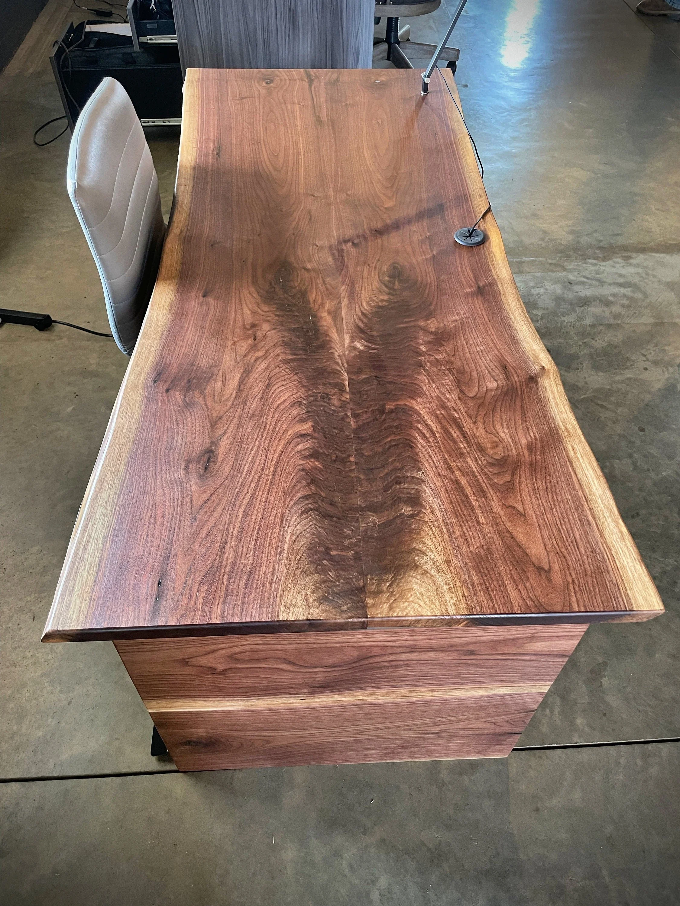 https://i.etsystatic.com/9936152/r/il/7d906a/5542228924/il_fullxfull.5542228924_r1z6.jpg