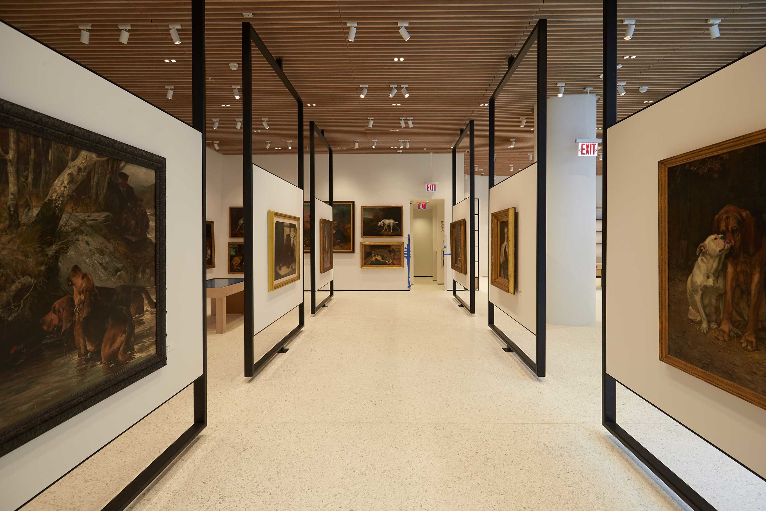 AKC-dog-art-museum-main-floor-gallery.jpg