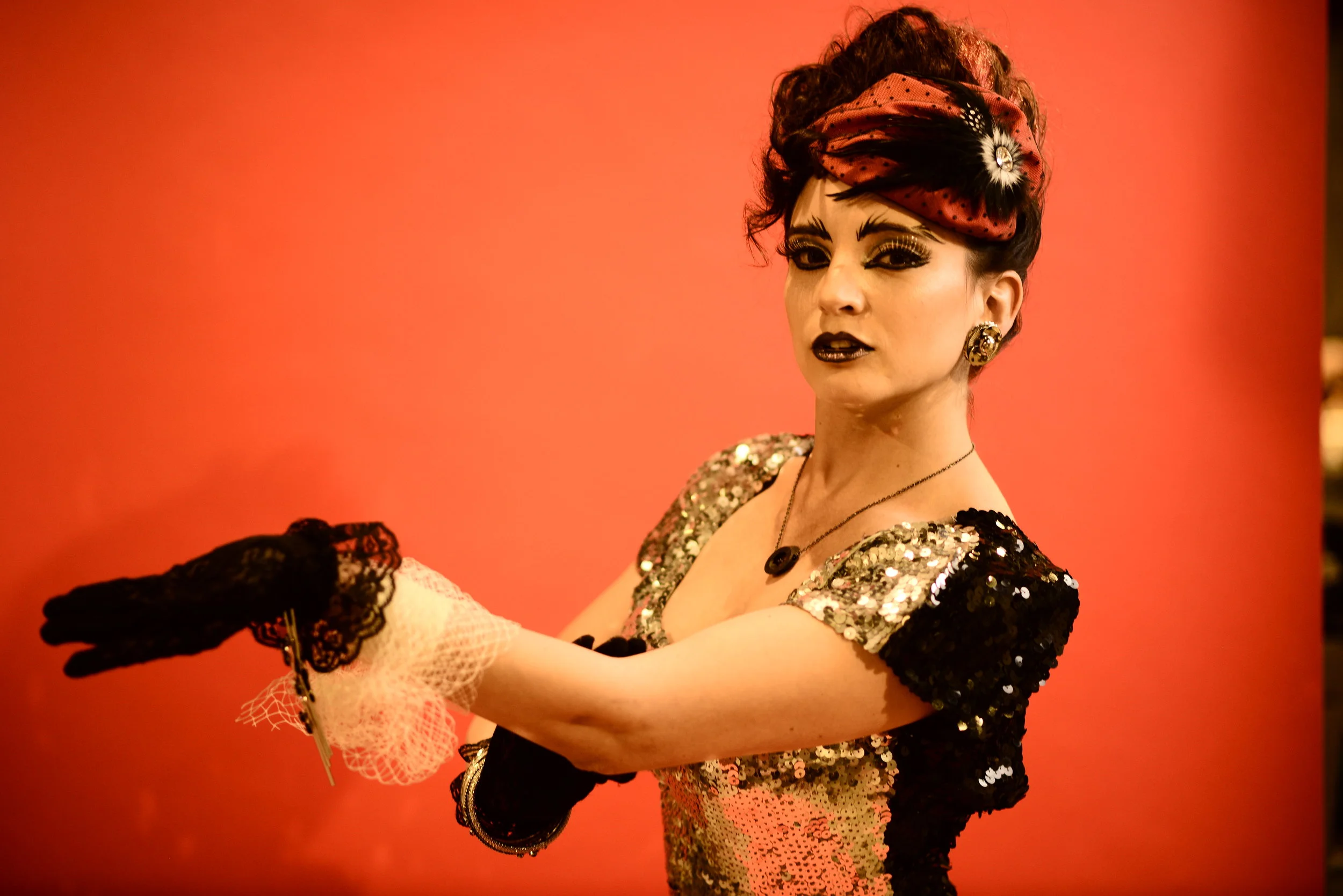 DEPTH - A Life Drawing Session: VOGUE 