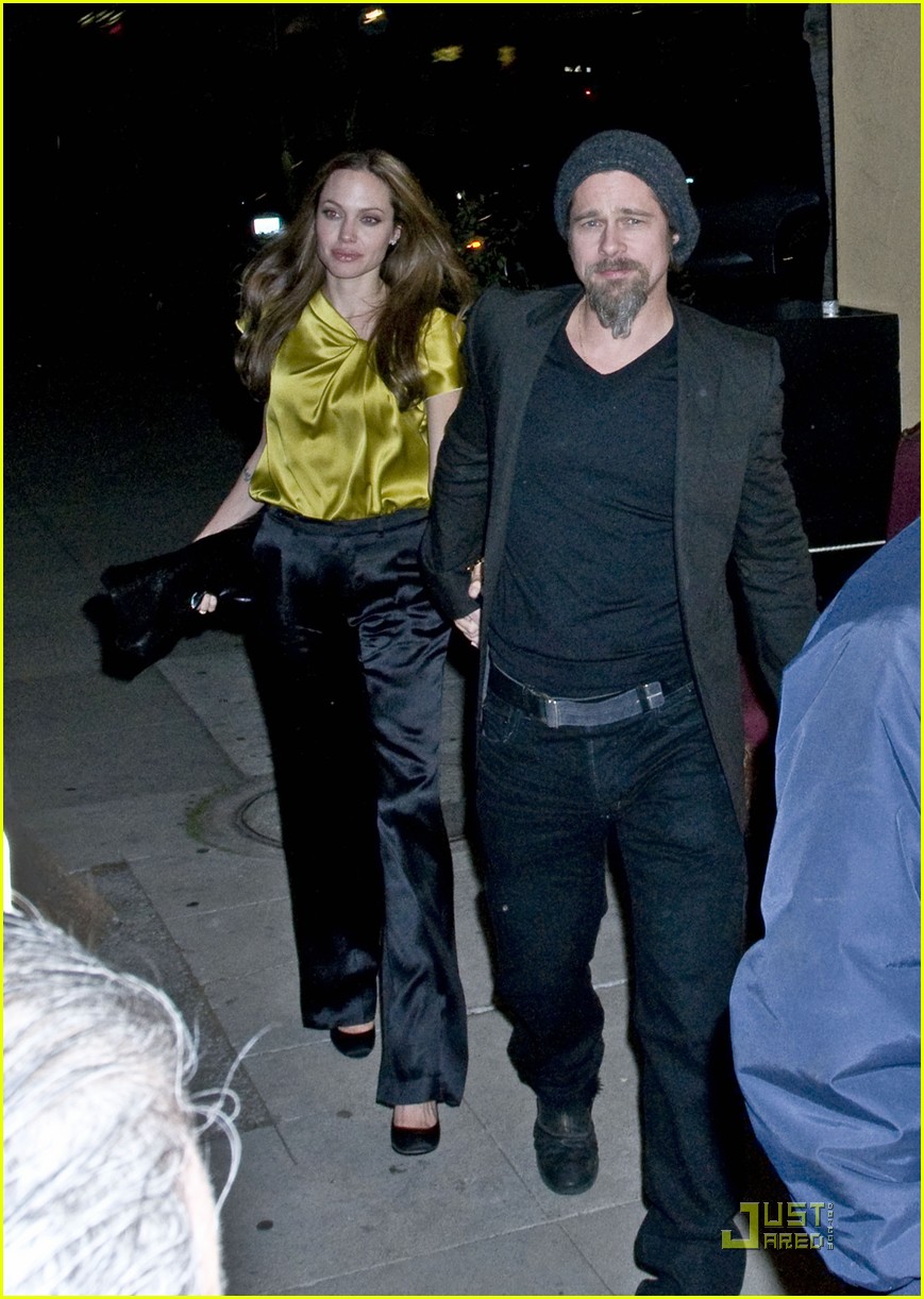 ANGELINA JOLIE + BRAD PITT + JAMAH