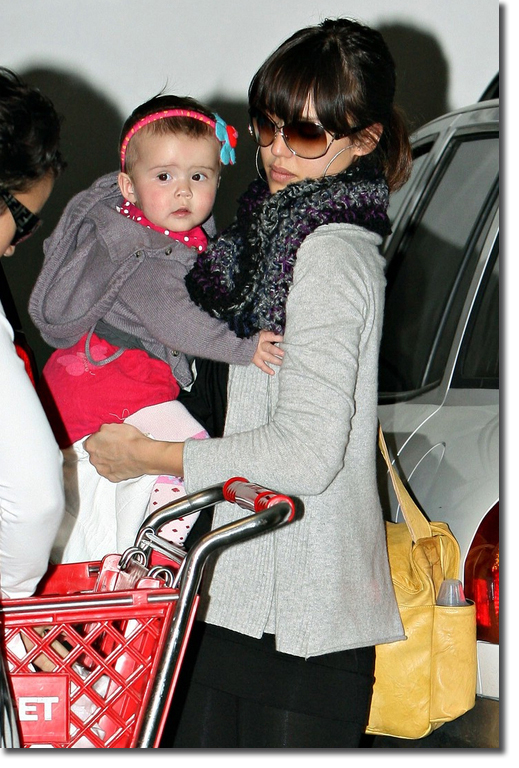 JESSICA ALBA + JAMAH