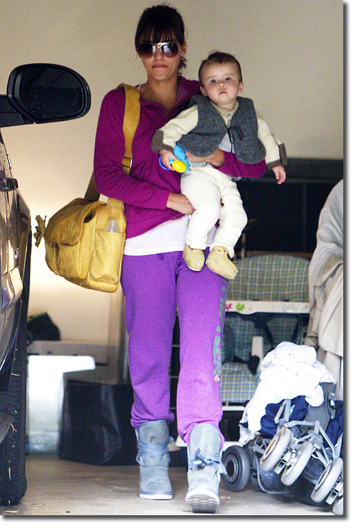 JESSICA ALBA + JAMAH