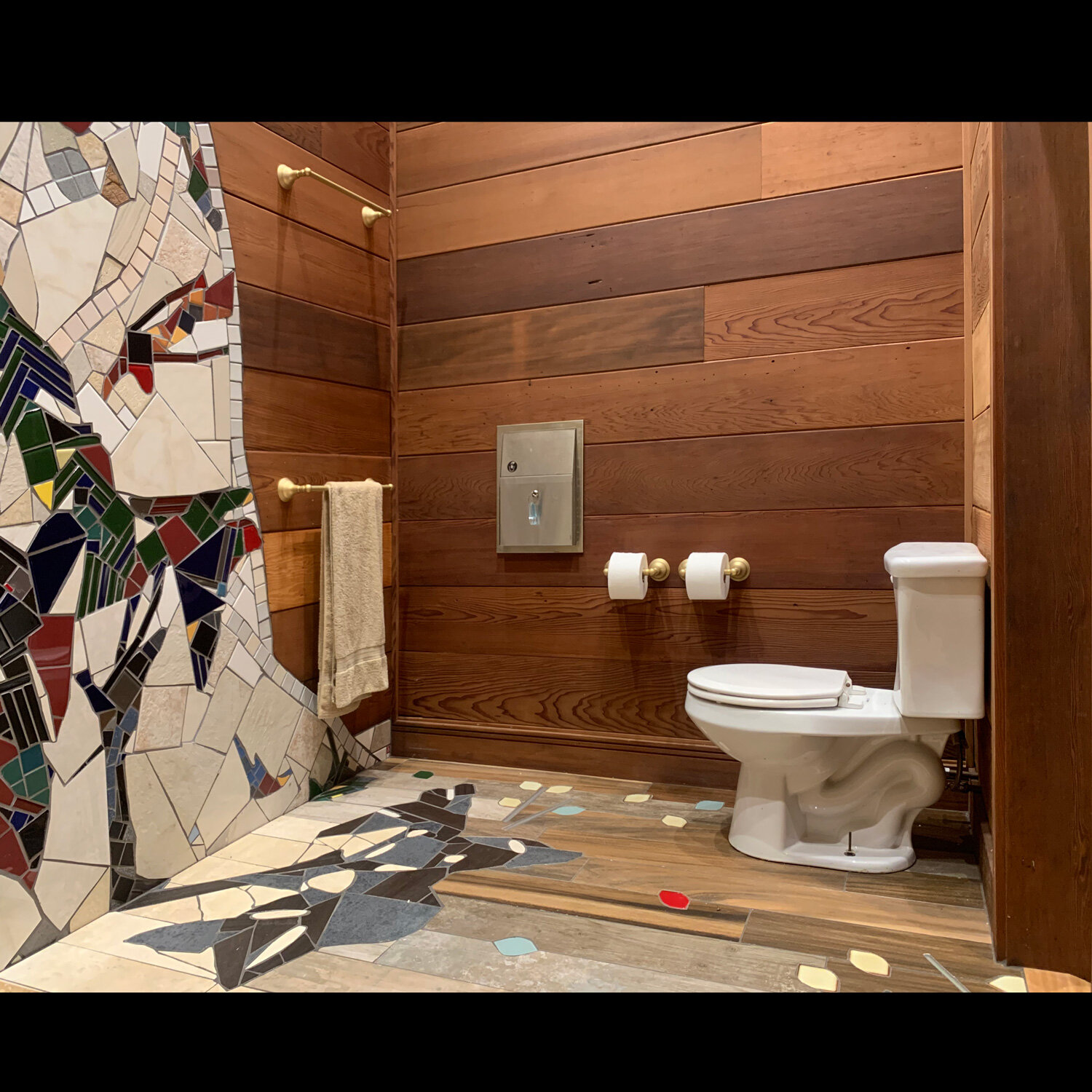 biophilic_bathroom_corner_floor_detail.jpg