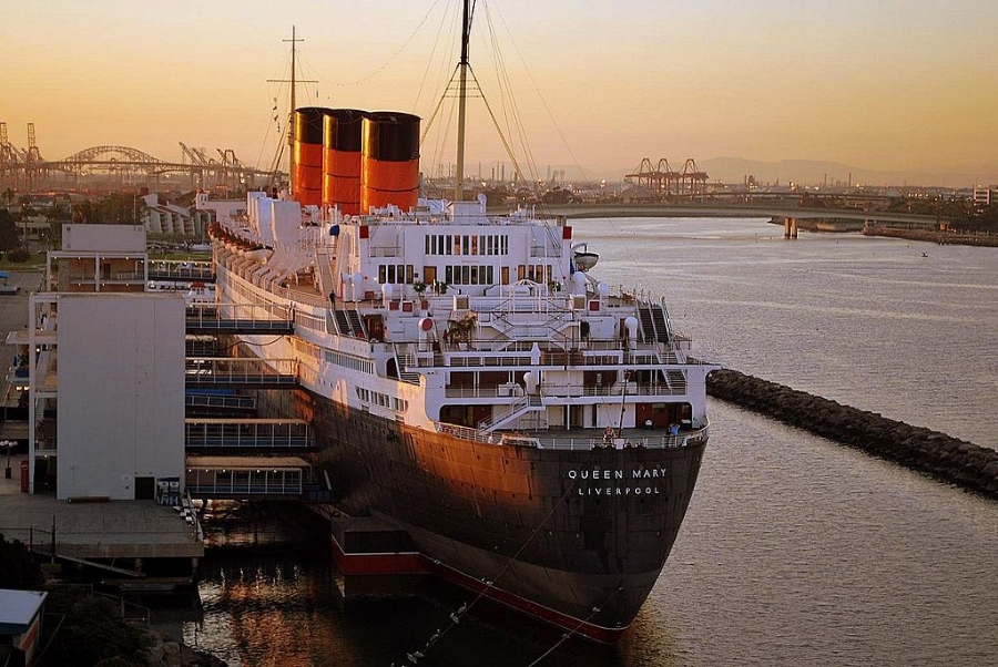 Stern of the Queen Mary in Long Beach. (Sergey Yarmolyuk via Wikimedia Commons cc)
