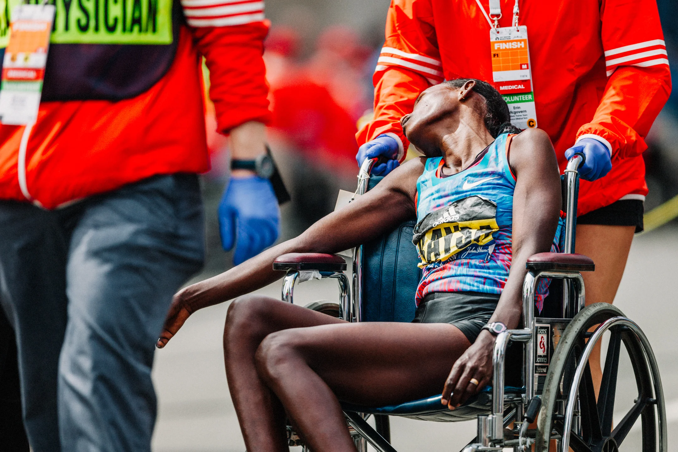 Boston marathon emmanuel mutai running victory journal women