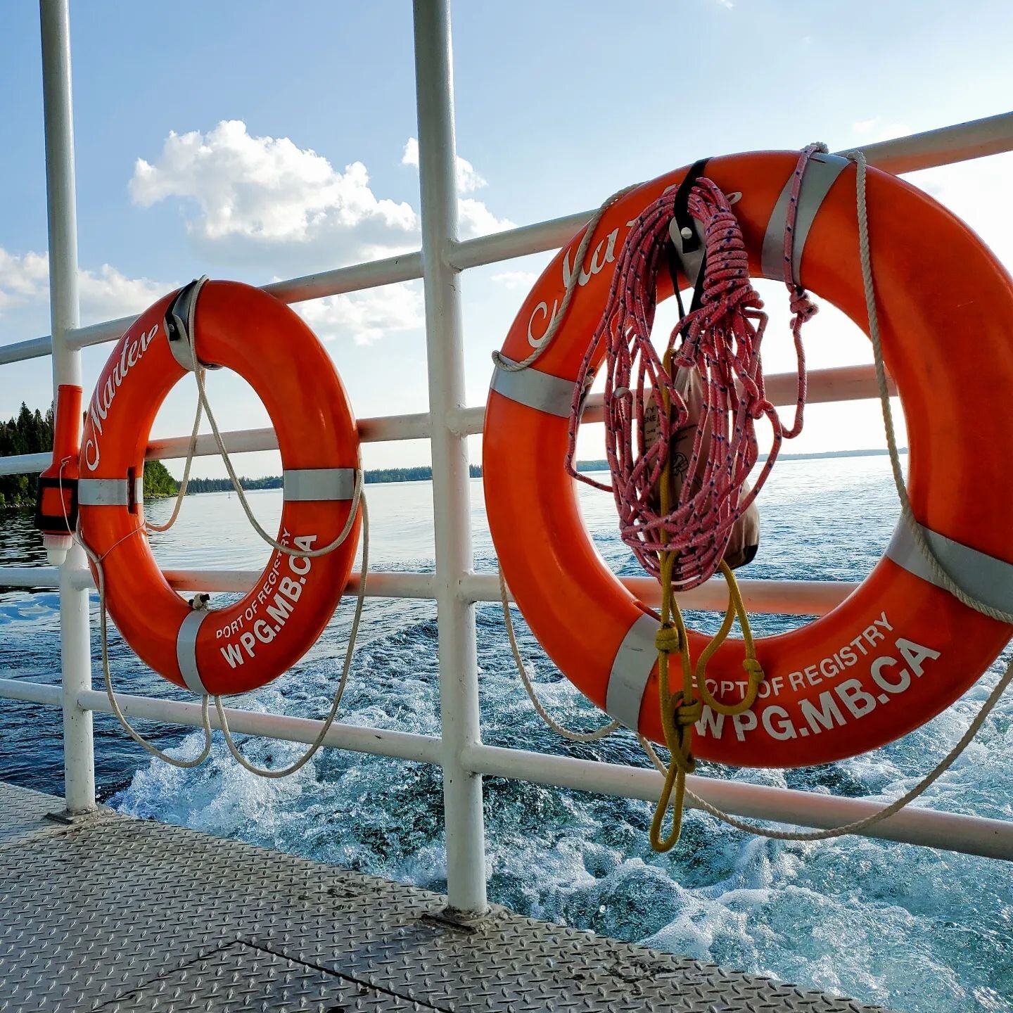 Does anyone know how many life rings are on the Martese? Take a guess in the comments! 

▪︎▪︎▪︎
#clearlake #clearlakemb #lakelife #drills #clearlakecountry #wasagaming #boatsafety #parkscanada