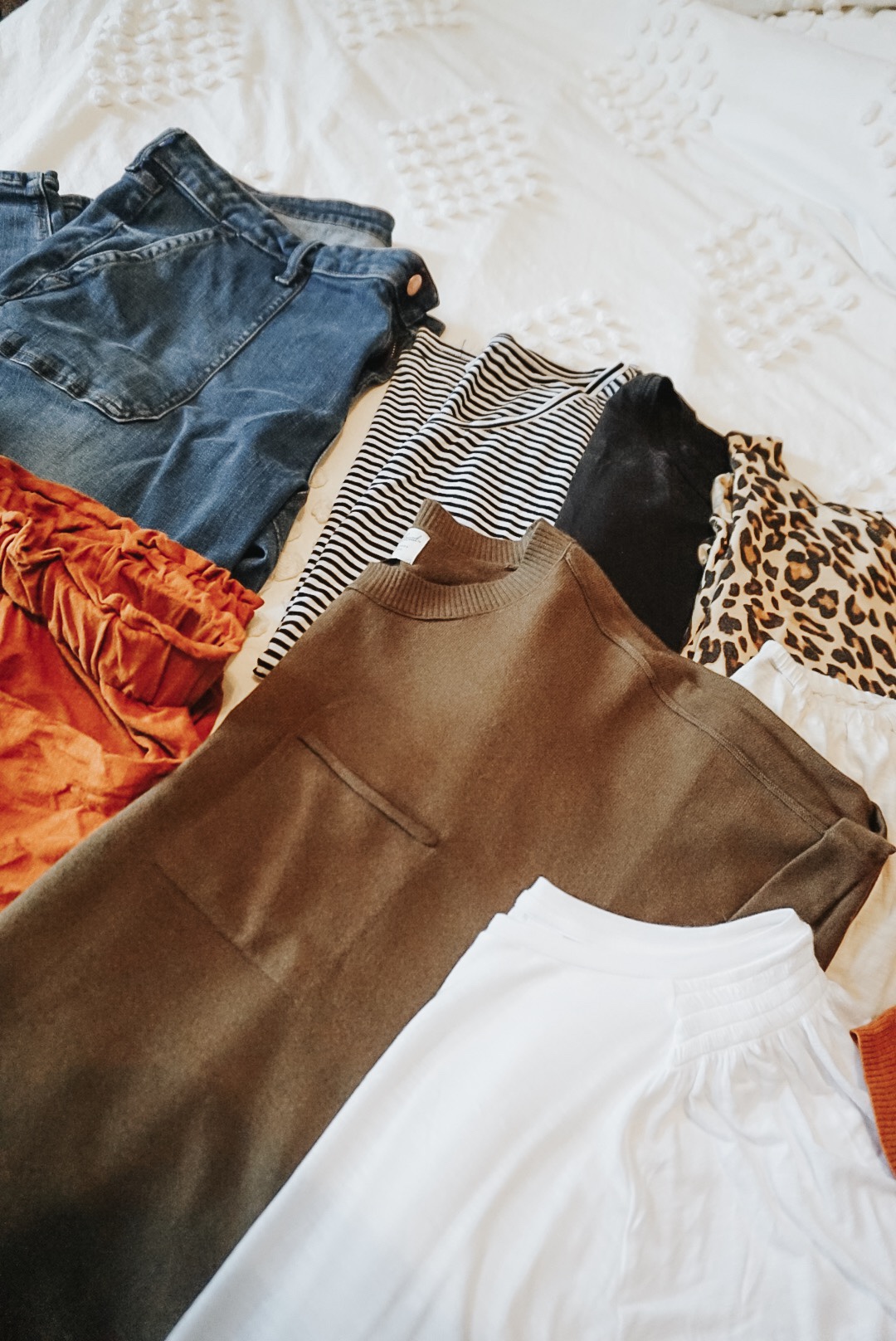 summer-travel-capsule-wardrobe-3.jpeg