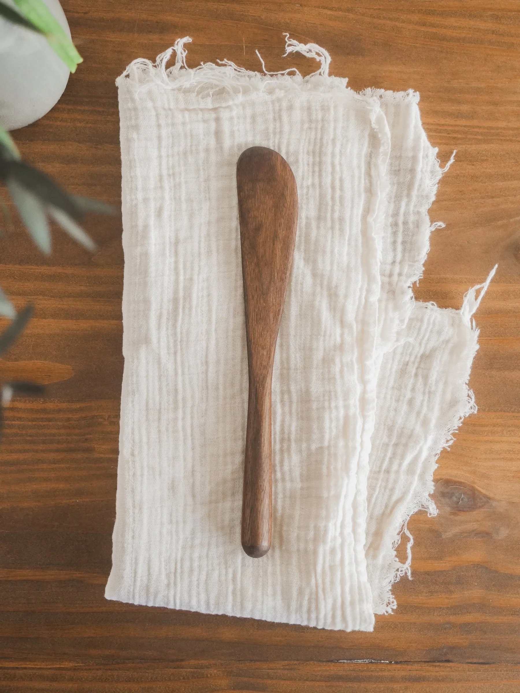 11" Black Walnut Spreading Knife