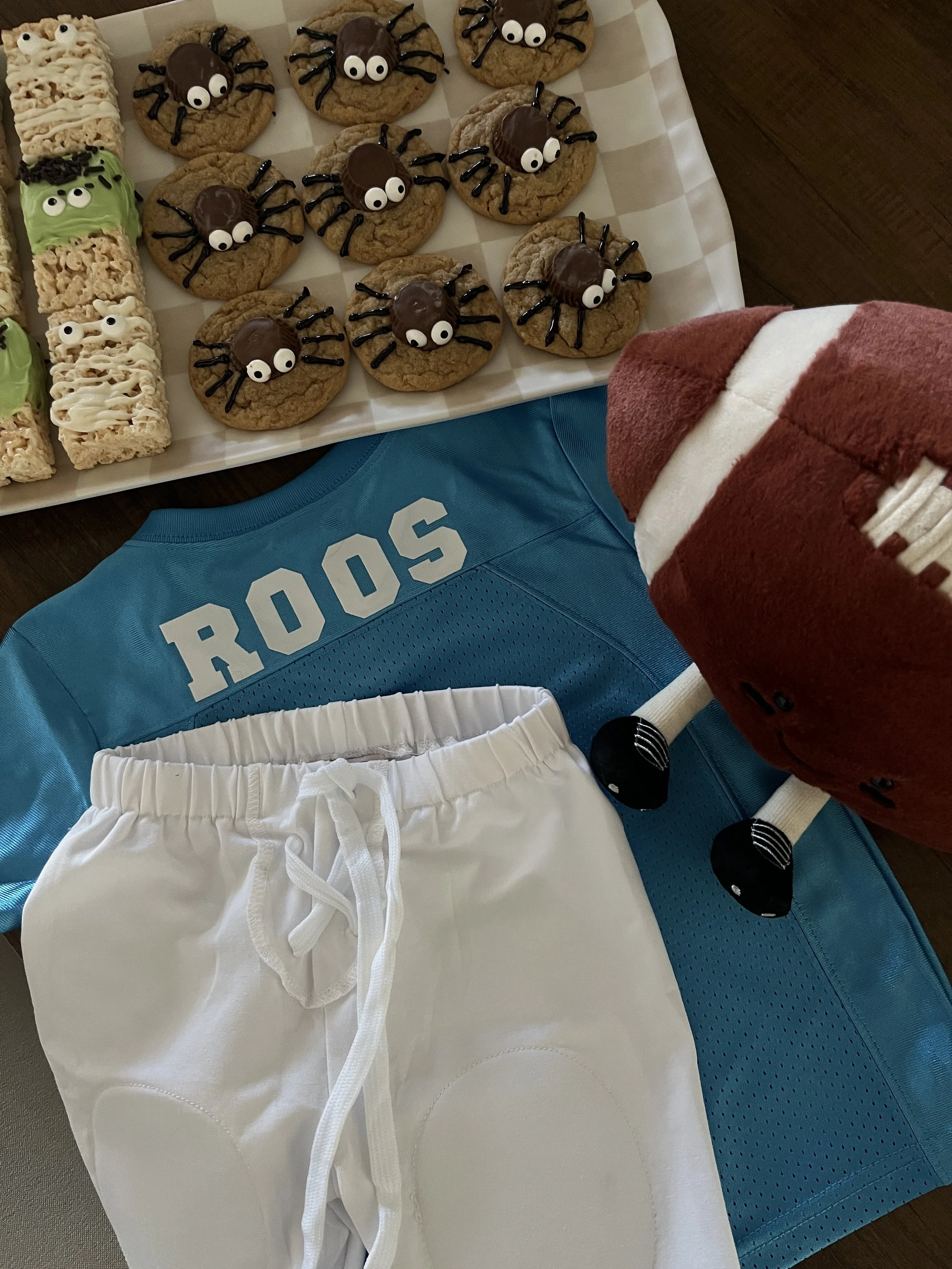 The Cutest DIY Football Halloween Costume