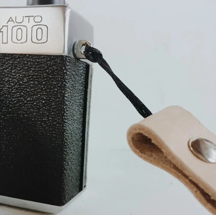 Cuero Camera Strap 3.jpg