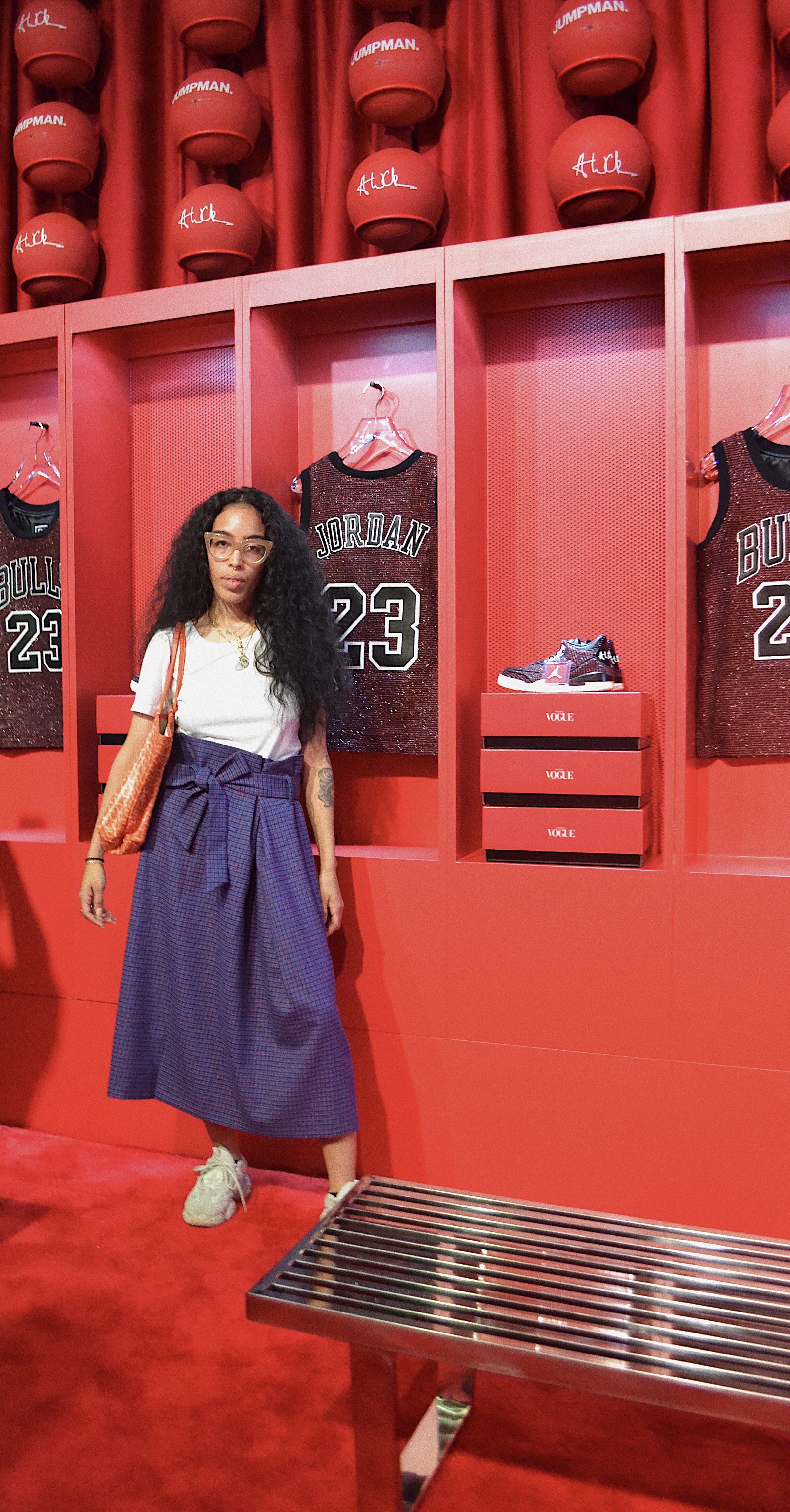 Skirt: Zara, Sneakers: Yeezy