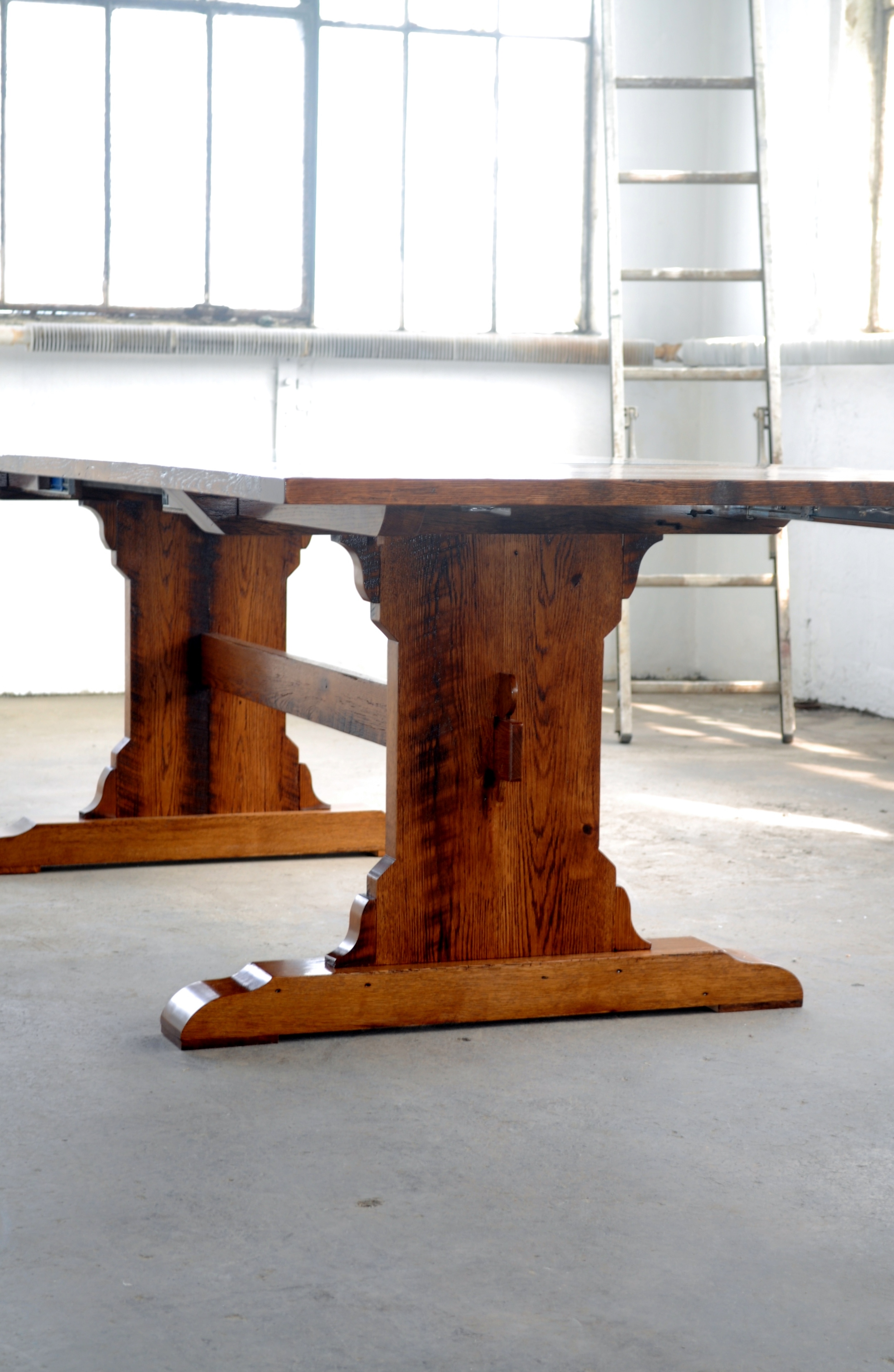 Trestle Table, end view