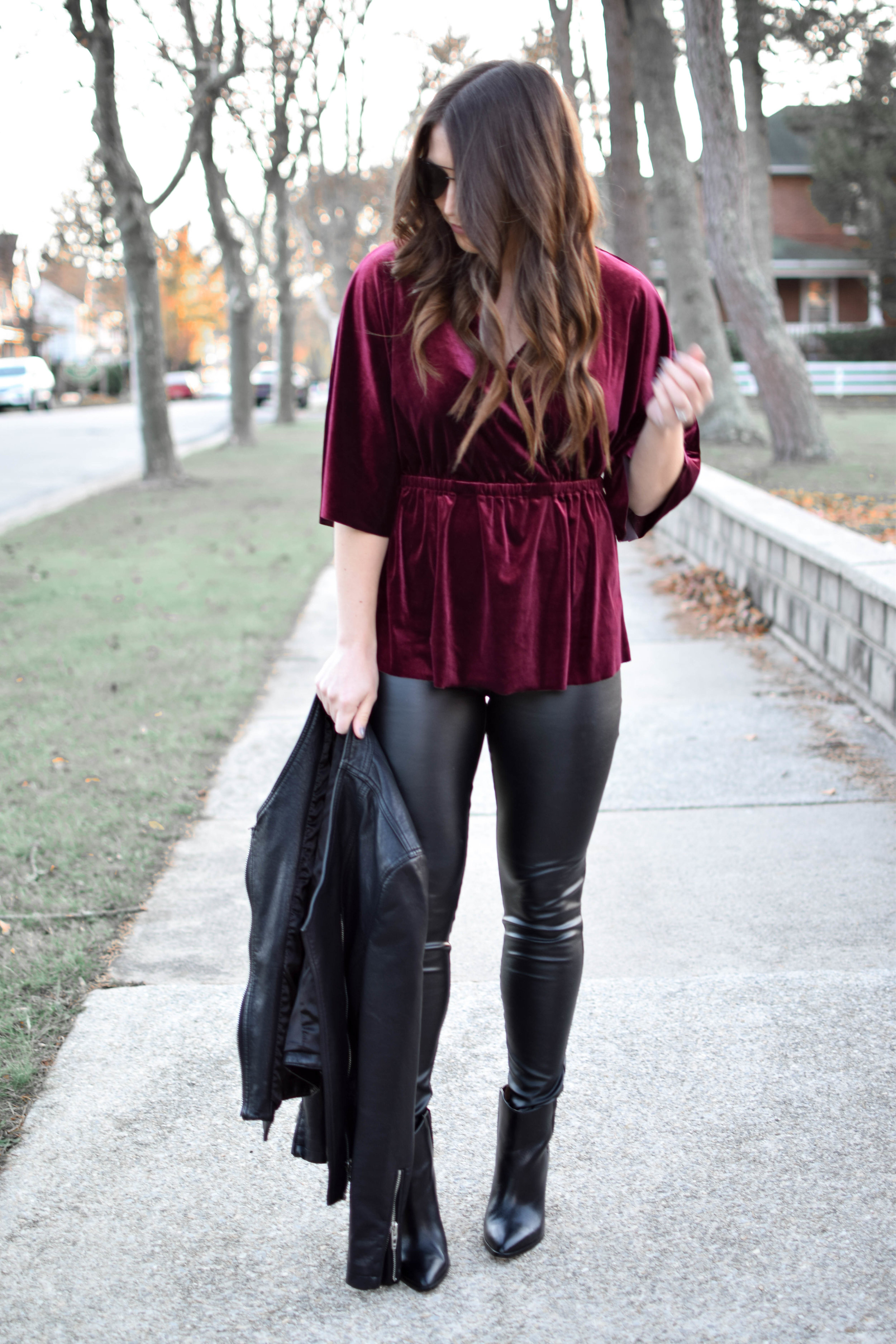 Thanksgiving Week Outfit with Velvet and Leather - Modnitsa Styling