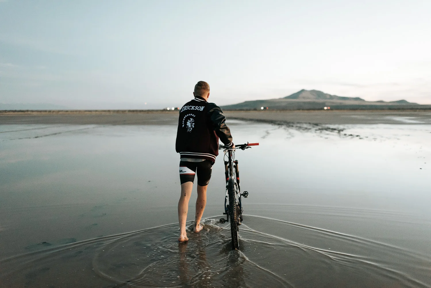 senior_picture_mountain_biking_team_cfairchildphotography.jpg