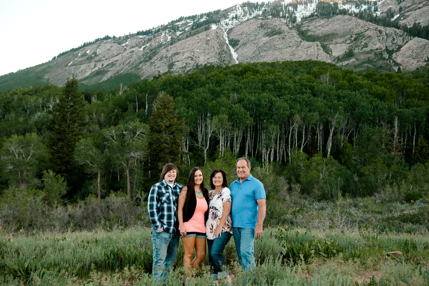 family_portrait_mountains_ogden_cfairchildphotography.jpg