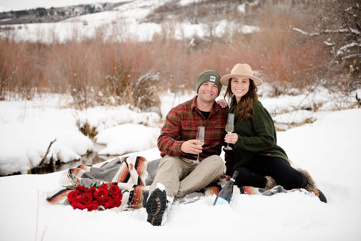 She said &ldquo;YES!!&rdquo;

#ogdenphotographer #utahphotographer #surpriseengagement #engagement #destinationphotographer #mountainlife #snowphotoshoot