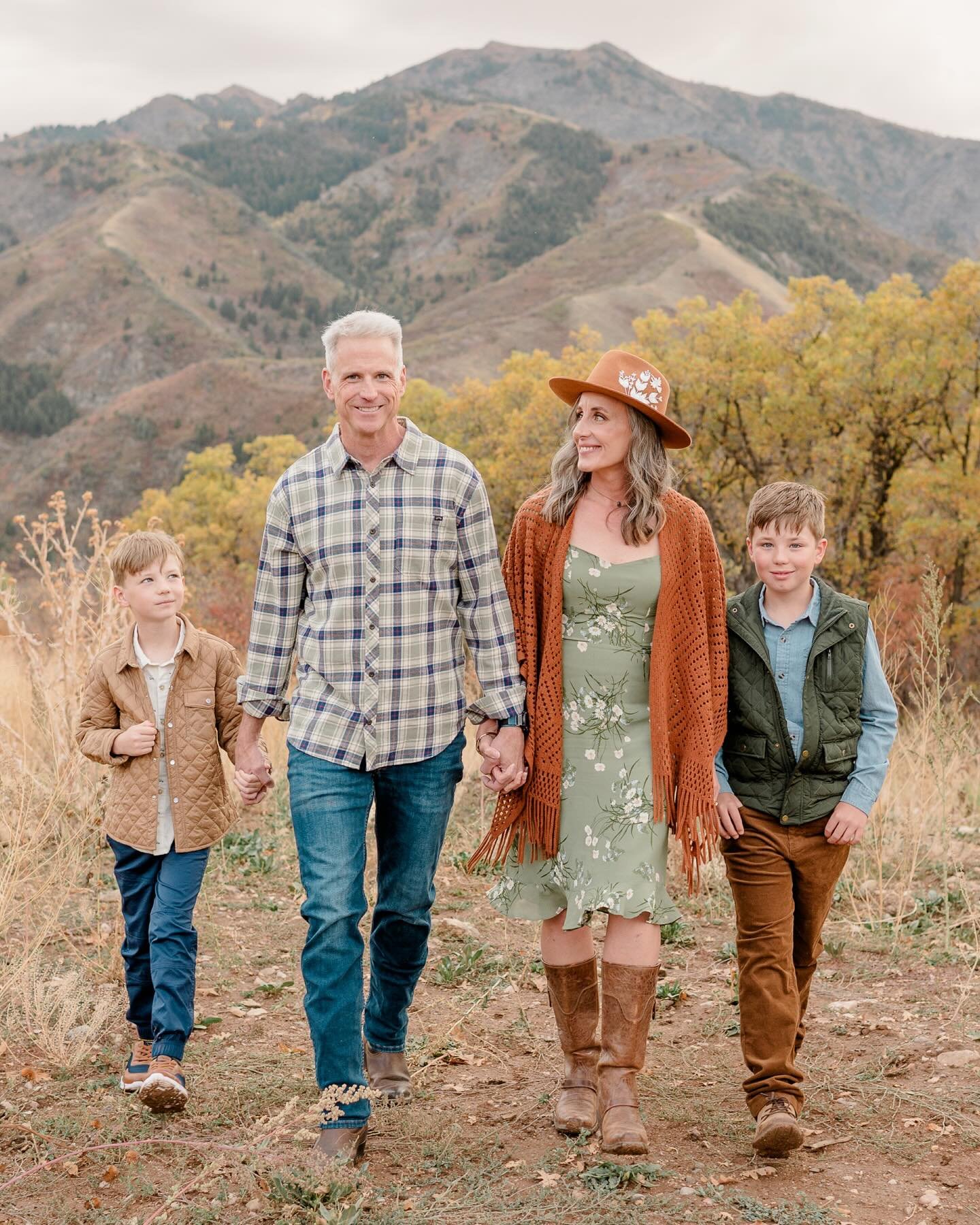 Its clients like these that I love. They trek through mud, get cleaned up, only to trek through the mud once again to help me find my car key. They&rsquo;re the sweetest most selfless family and it&rsquo;s an honor to take their family portraits. 

#