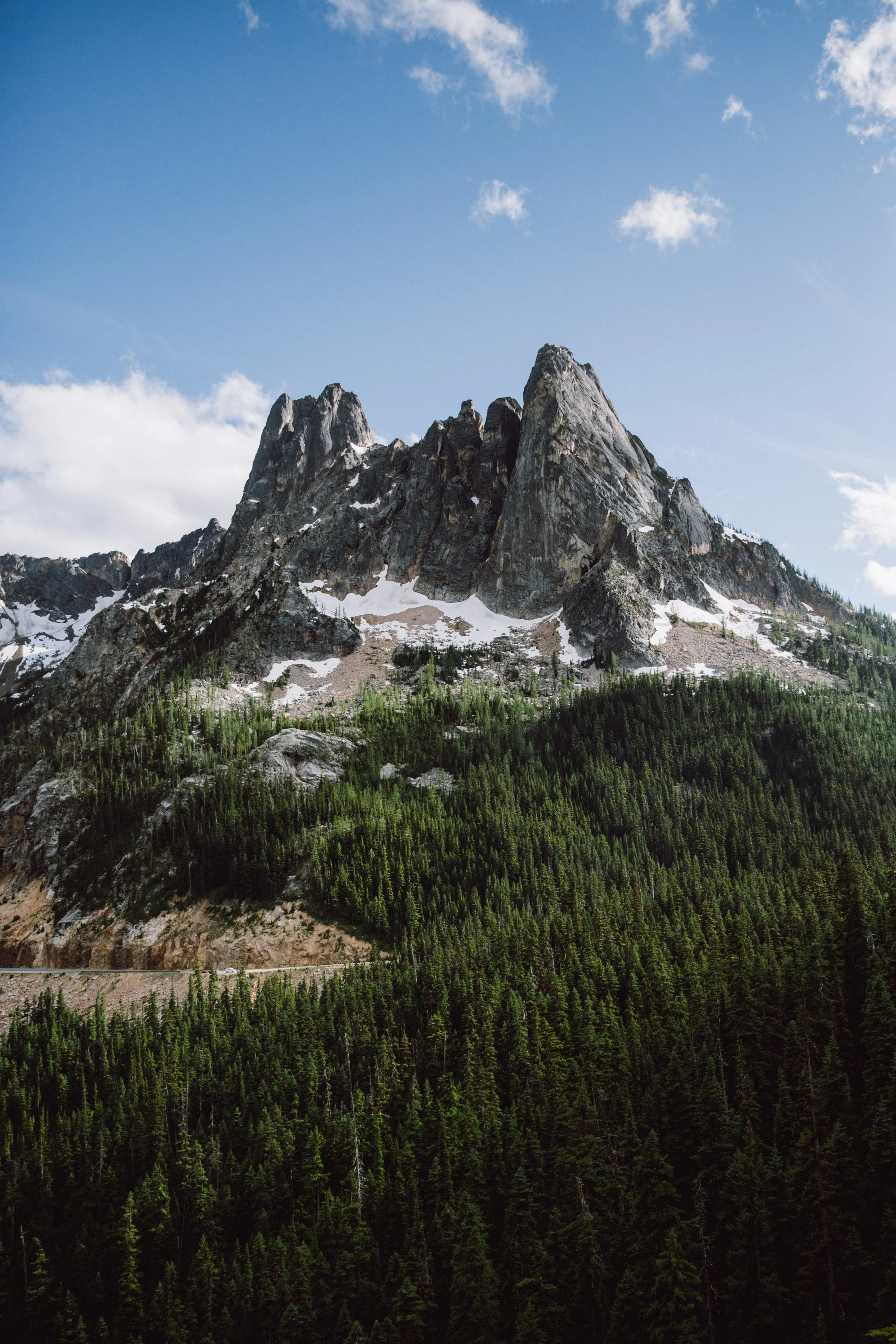 AdamJosephWells-NorthCascades-2H3A6372.jpg