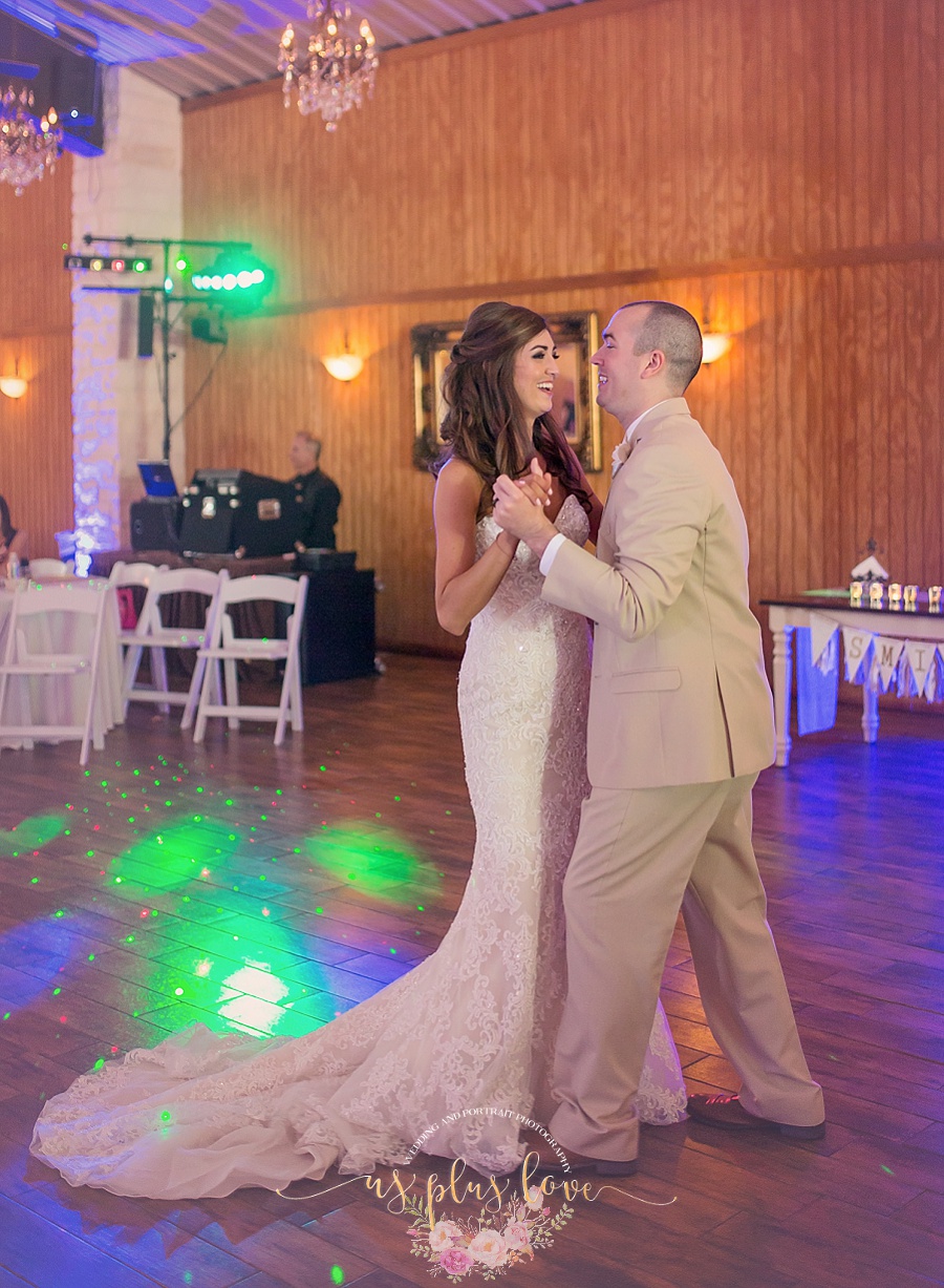 first-dance-married-couple-bride-groom-sweet-romantic-vows-houston-wedding-portrait-photography.jpg