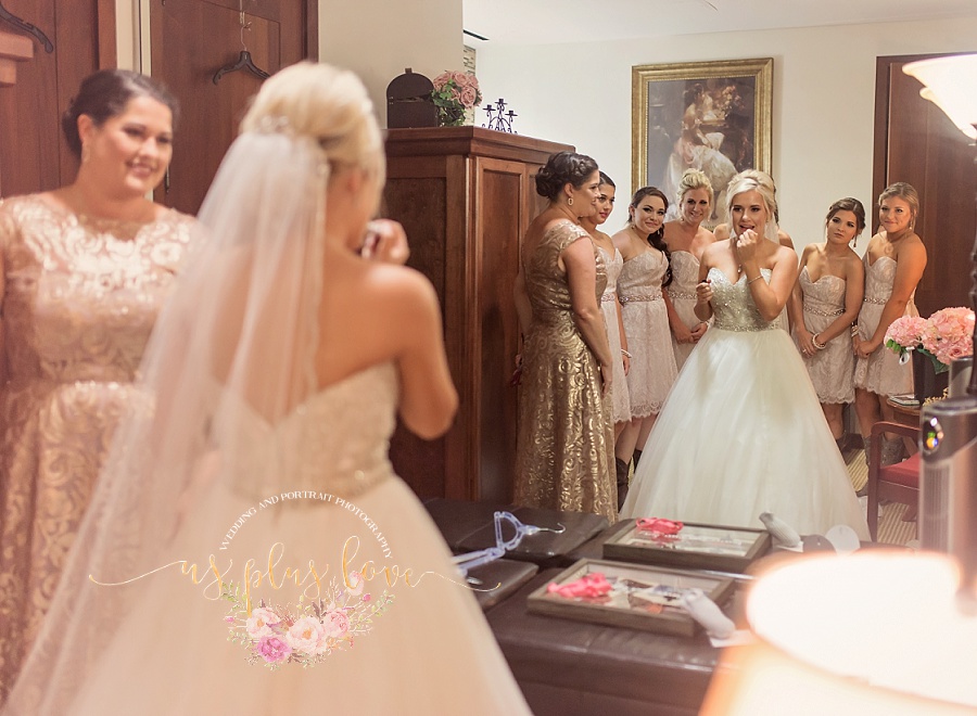 Bridal-party-woodlands-church-houston-wedding-photographer-documentary-photography-77381-final-touches-dress-lipstick.jpg