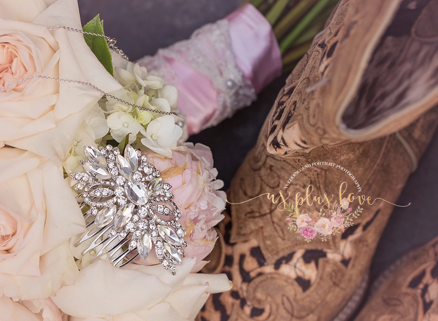 broach-hair-clip-pin-boots-rustic-western-cowgirl-country-wedding-woodlands-texas-77381-bridal-bling.jpg