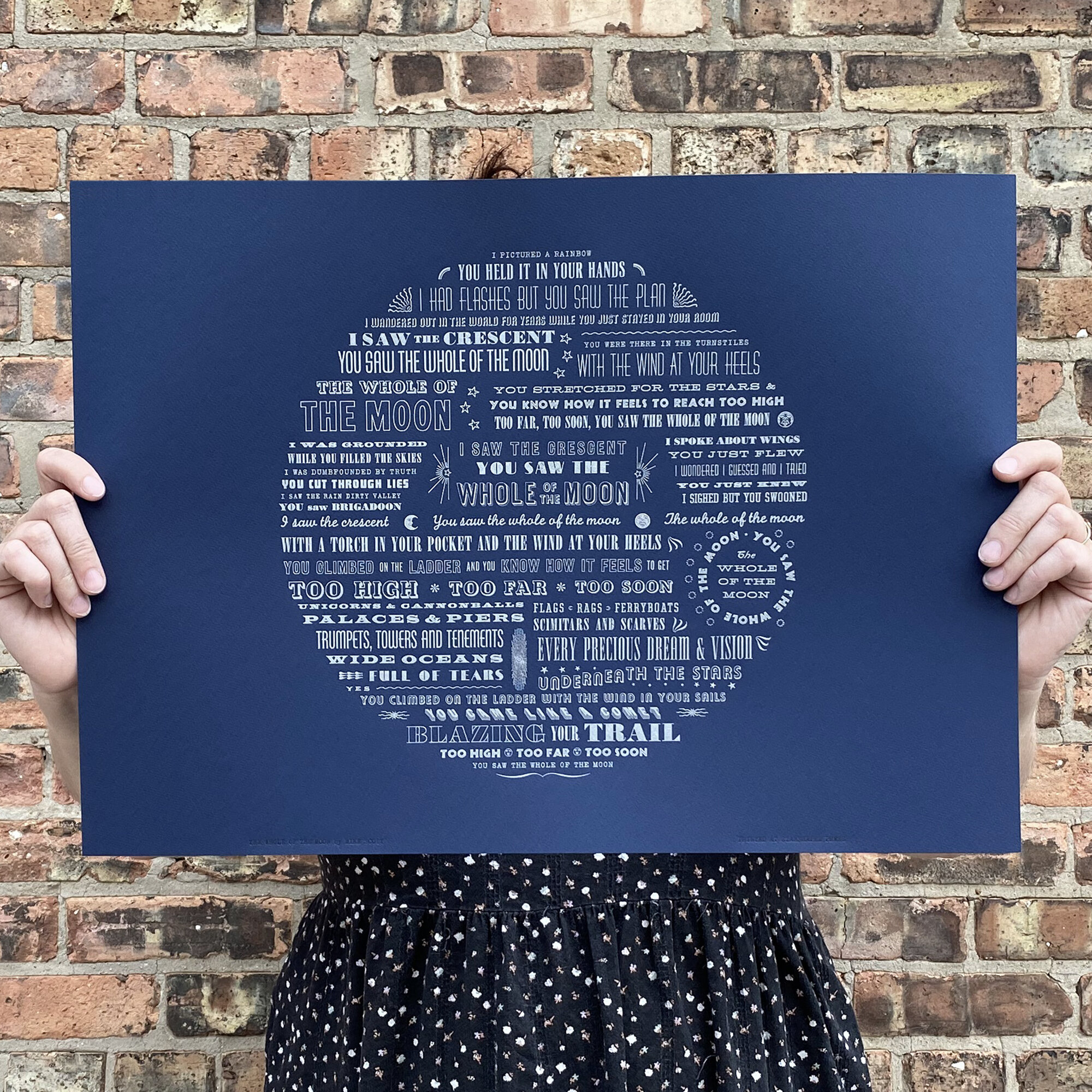holdingprint.jpg