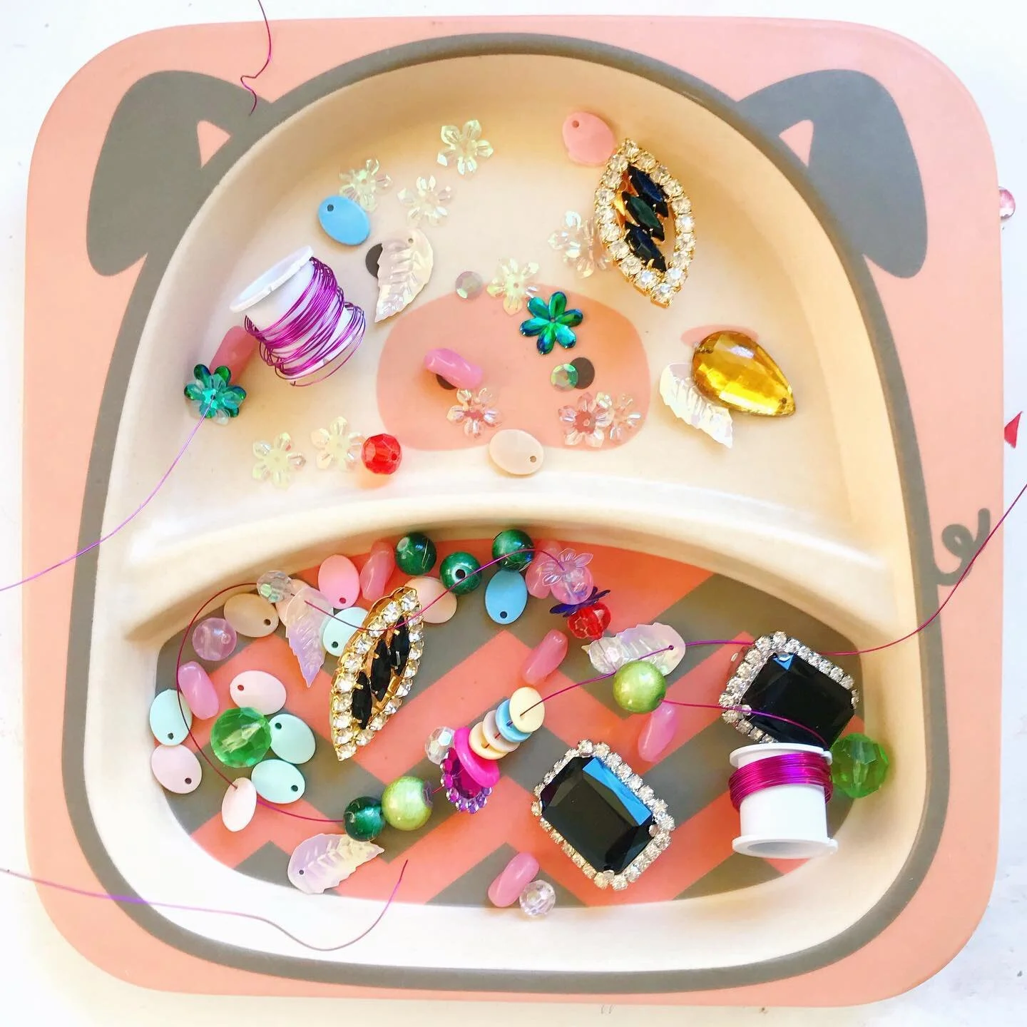 Being able to whip out treasures like this for my toddler to play with makes me feel totally justified in all my collecting of beads and random clip on earrings and does not bode well for future hoarding 😂