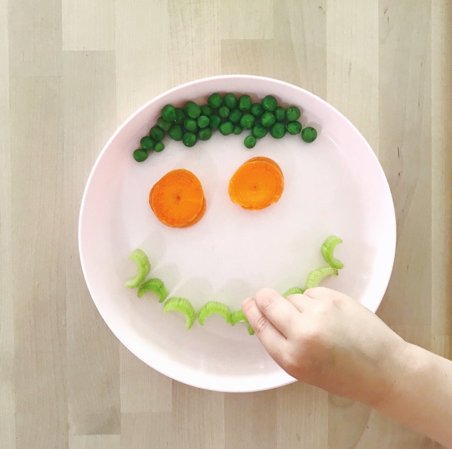 Did all these veggies get eaten? No.

But did we have a meaningful conversation over dinner about emotions and avoid screen time? Also no.

But that&rsquo;s showbiz baby 🤙🏻