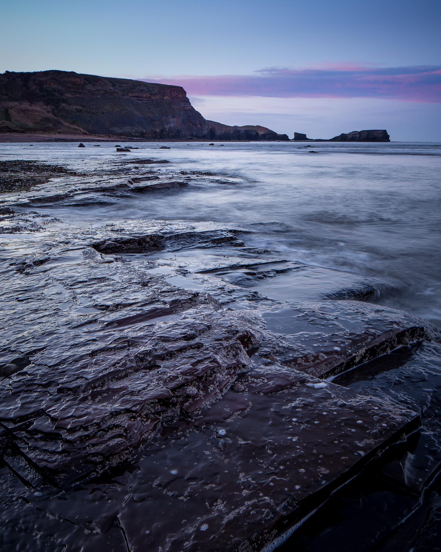Canon 6D + 24mm TS-E. 1 sec at f/9, ISO 50. 1 degree tilt.