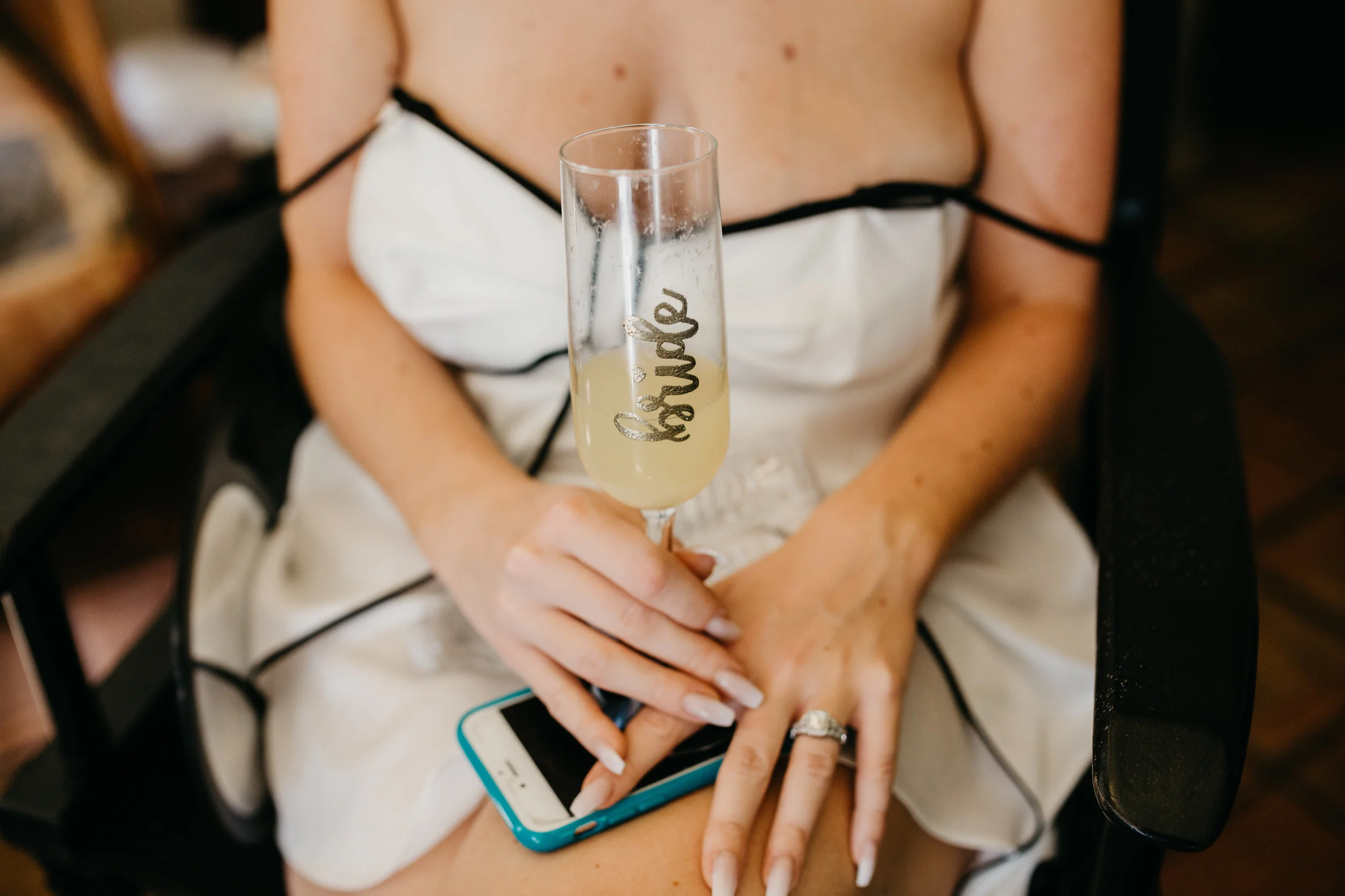 DianaLakePhoto-L+M-San-Diego-Wedding-Getting-Ready26.jpg