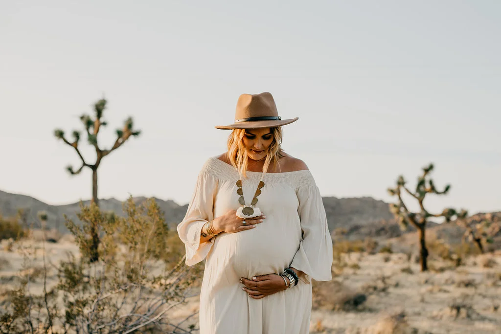 Joshua-Tree-Maternity-A+W_167.jpg