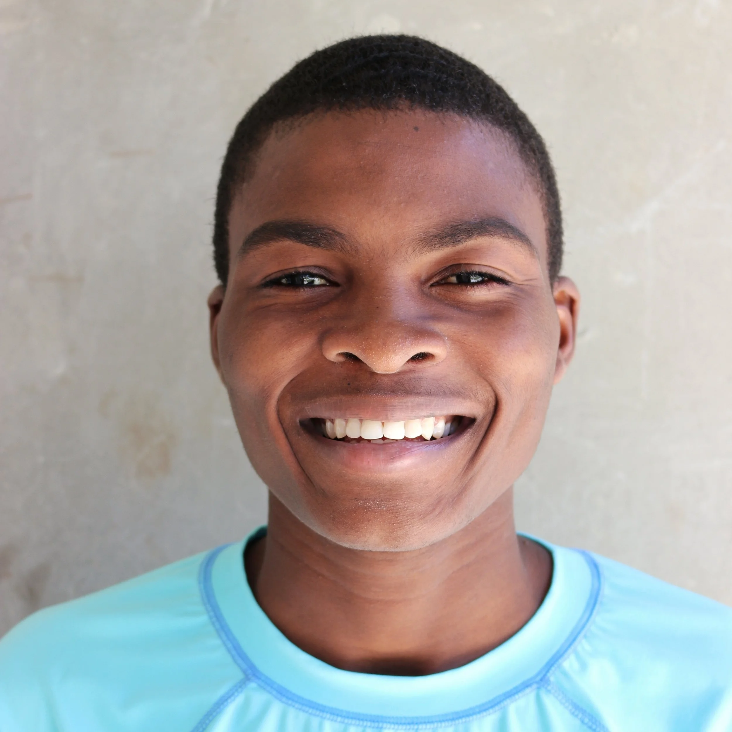 Kervens Donat Children's Advocacy Coordinator Kervens is a 20 year old who is passionate about Jesus. He's originally from Fauche, Haiti. Kervens began working with Milk Carton on a String in 2015 after participating in the high school theatre program. He started out by helping to teach creative arts classes alongside Caroline and Joanne. Now he is a student and continues to work with Milk Carton on a String.