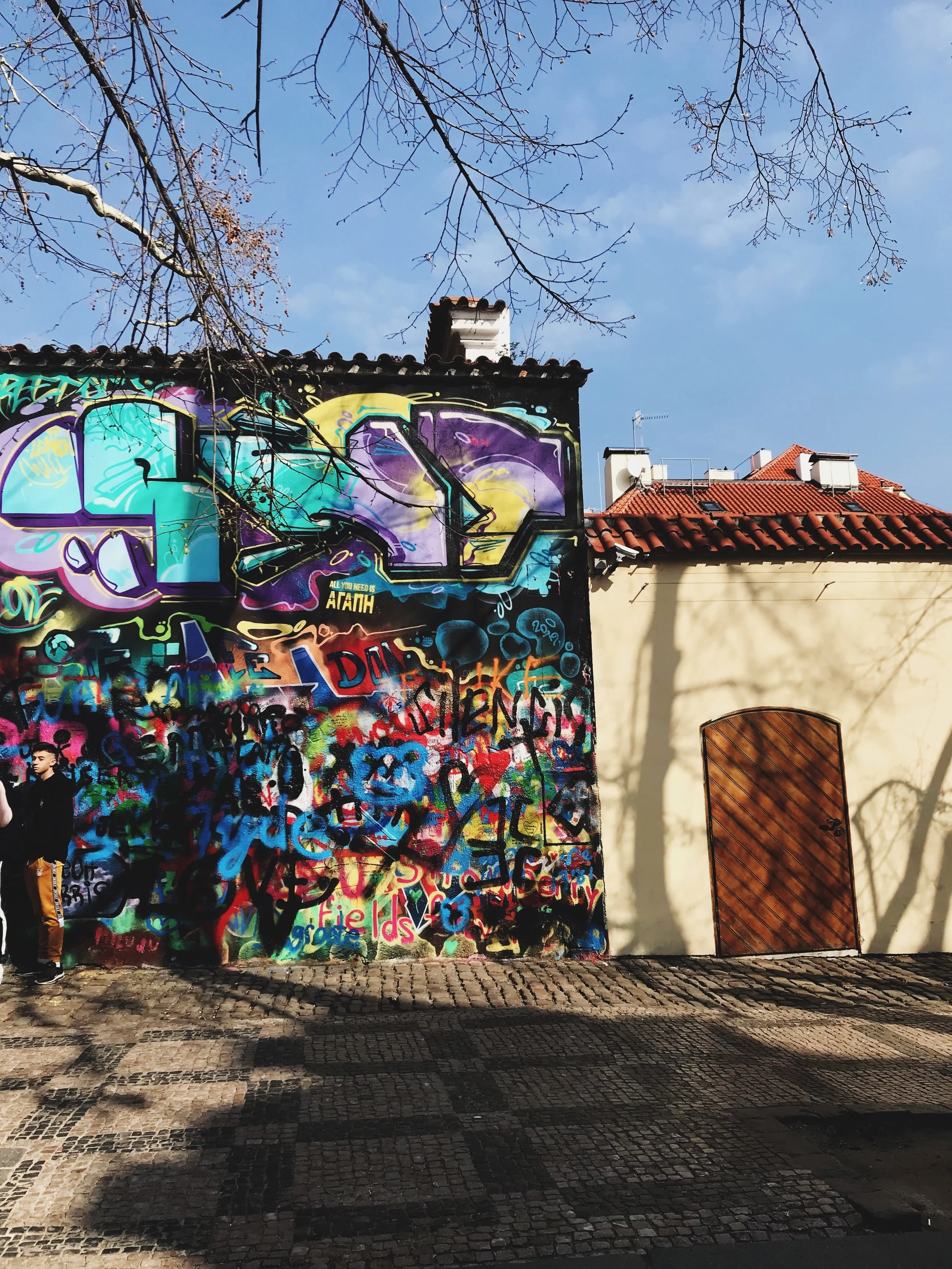 lennonwallprague.jpg