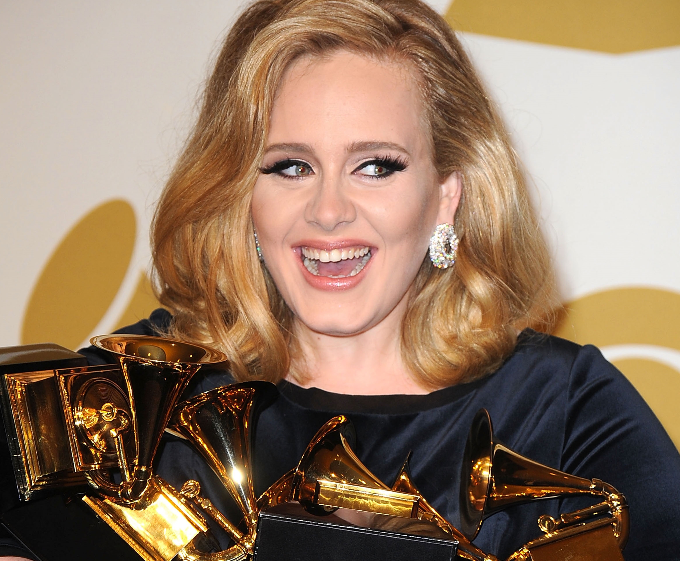 Adele Thanks Dr. Zeitels at The Grammys