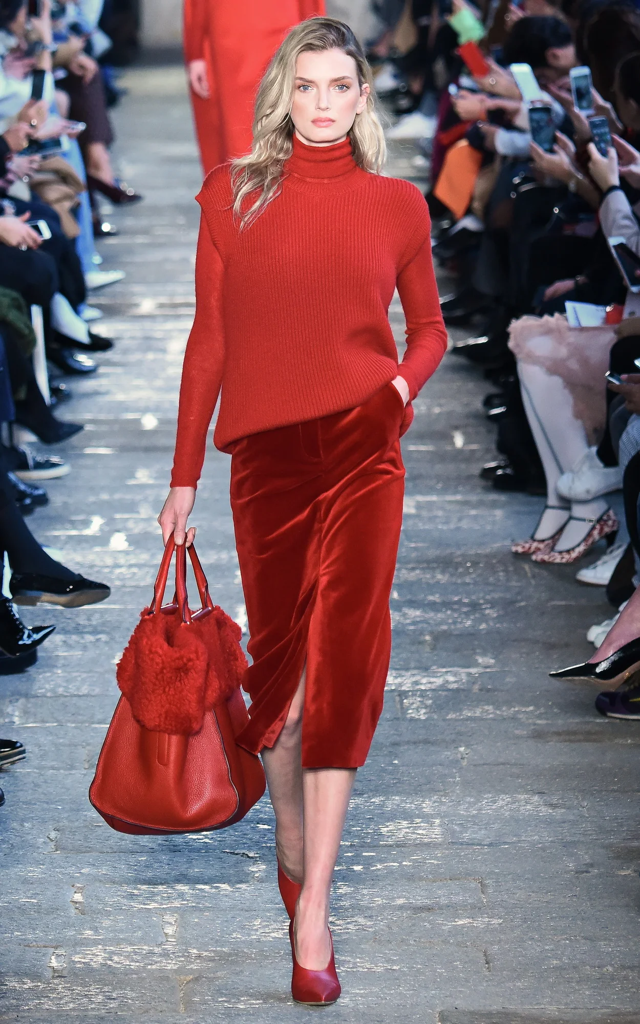 Max Mara Fall 2017 Ready-to-Wear Collection