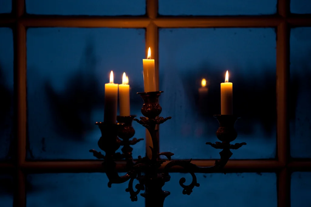 Christmas eve after dark by Lars Plougmann