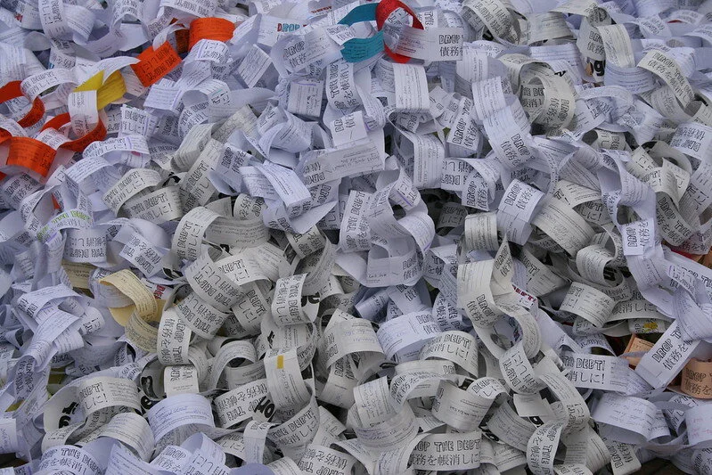 Paper chains by Paul MIller