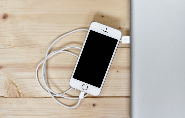 iPhone and charger. Photo from Pexels.com CC0