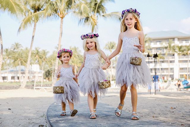 Are these the cutest flower girls you&rsquo;ve ever seen?!?! 😍😍