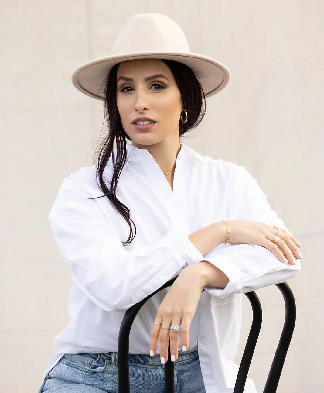 From album cover vibes 🎶 to maternity glow ✨ to those tiny newborn toes 👣 and every family milestone in between &mdash; I&rsquo;m here for all the chapters.
Different chapters of the same story, new seasons, always a joy to capture. 📸❤️

#AlbumCov