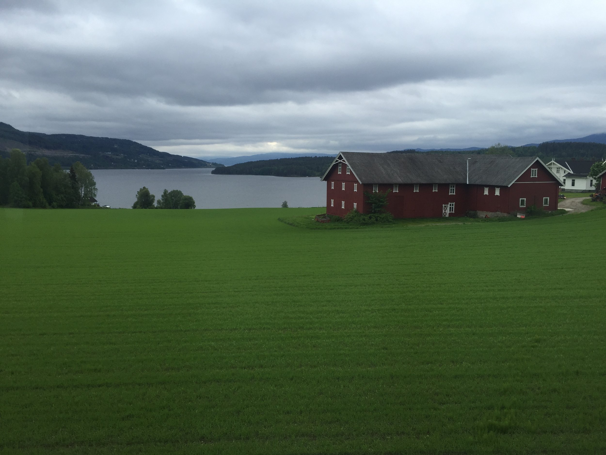 View from Oslo to Dombås.