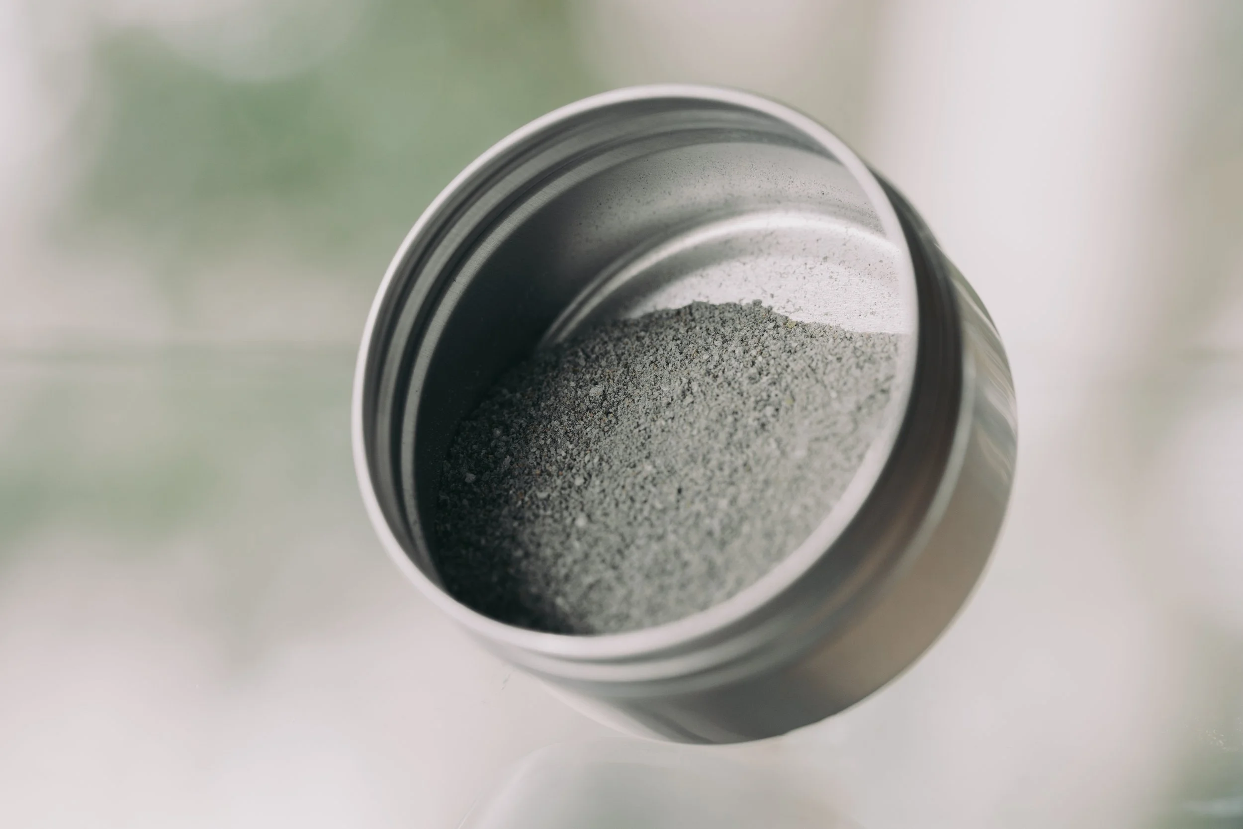 foaming-charcoal-cleanser-4.jpg