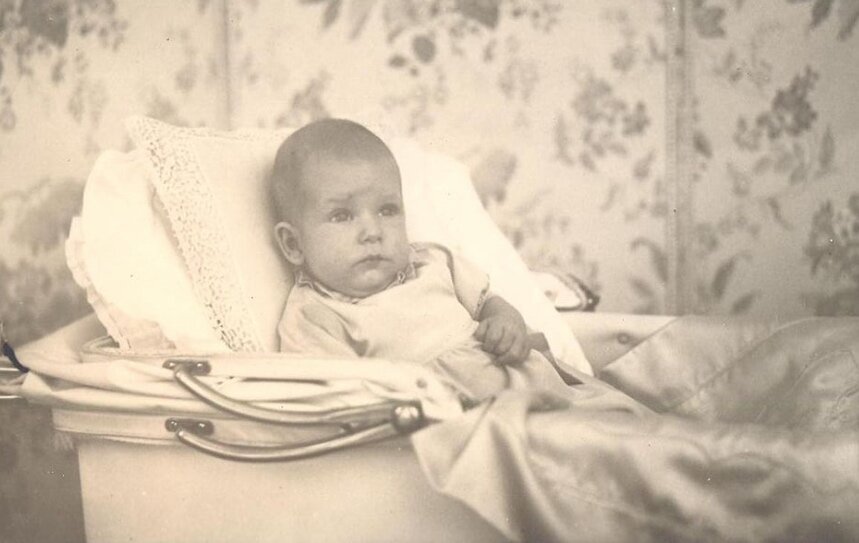 H.M. King Simeon as an infant, 1937