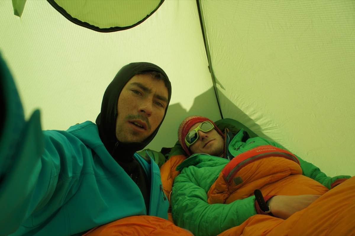 tent+un.jpg