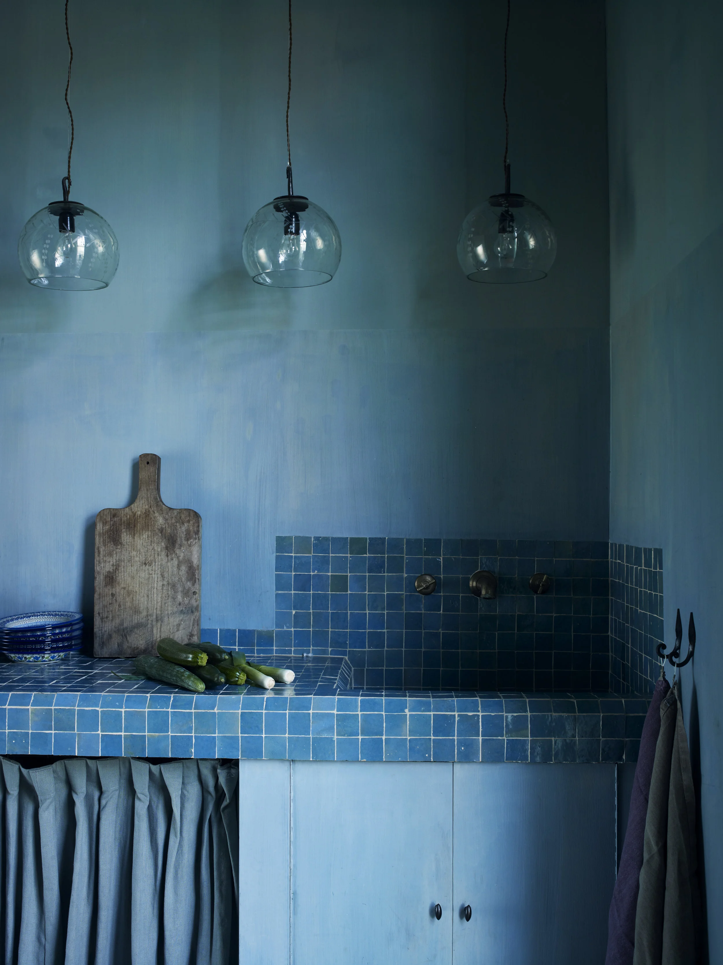 Image from Think Home (Ryland Peters & Small) Photography Polly Wreford