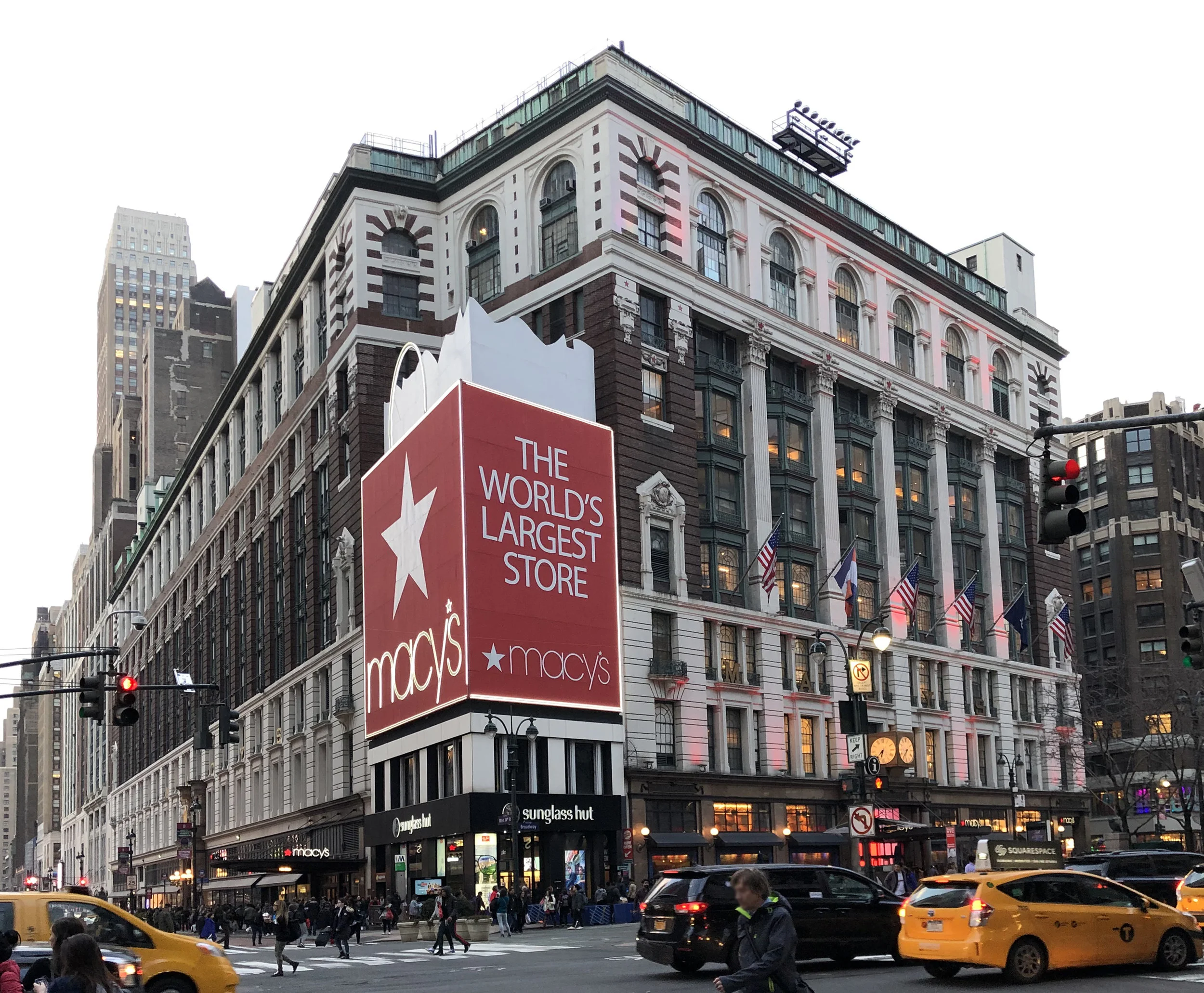 macys million dollar corner.jpg