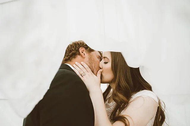 A + P ✨
I’m obsessed with these veil pictures I can go on & on... see more from their big day on our story! (If you miss it, I will put this up on our highlight)