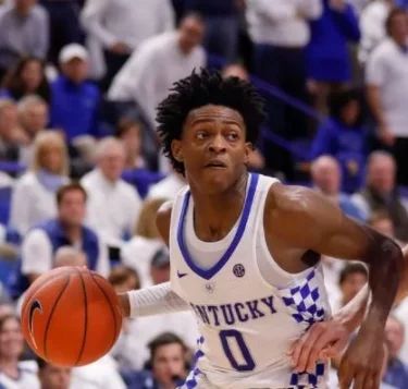 Fox is the draft's #1 prospect with ever-so-slightly effeminate facial features