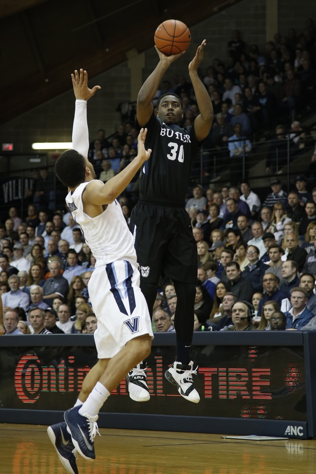 Martin pulls from way downtown against Villanova's Jalen Brunson
