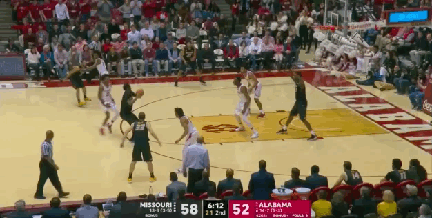 Tilmon dunk.gif
